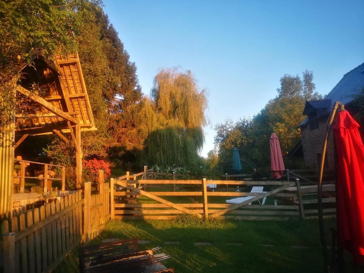 Holiday home Gites Ferme De La Baie Roz-sur-Couesnon