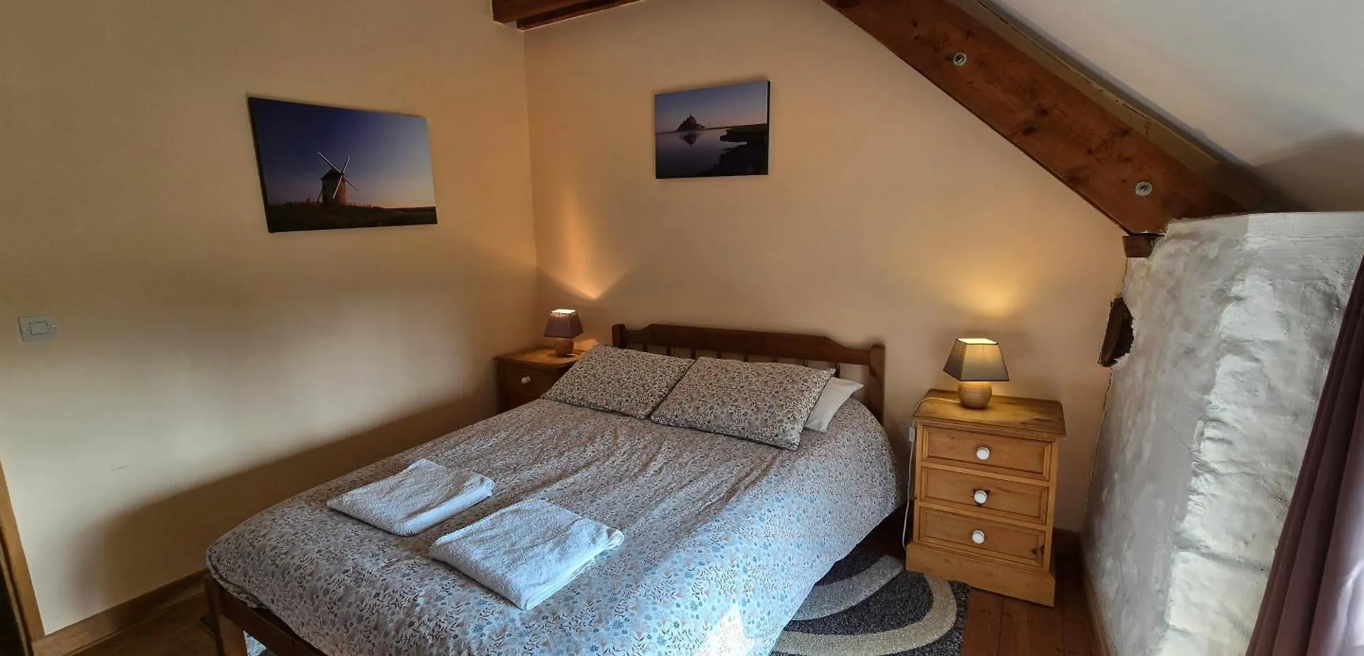 Holiday home Gites Ferme De La Baie Roz-sur-Couesnon